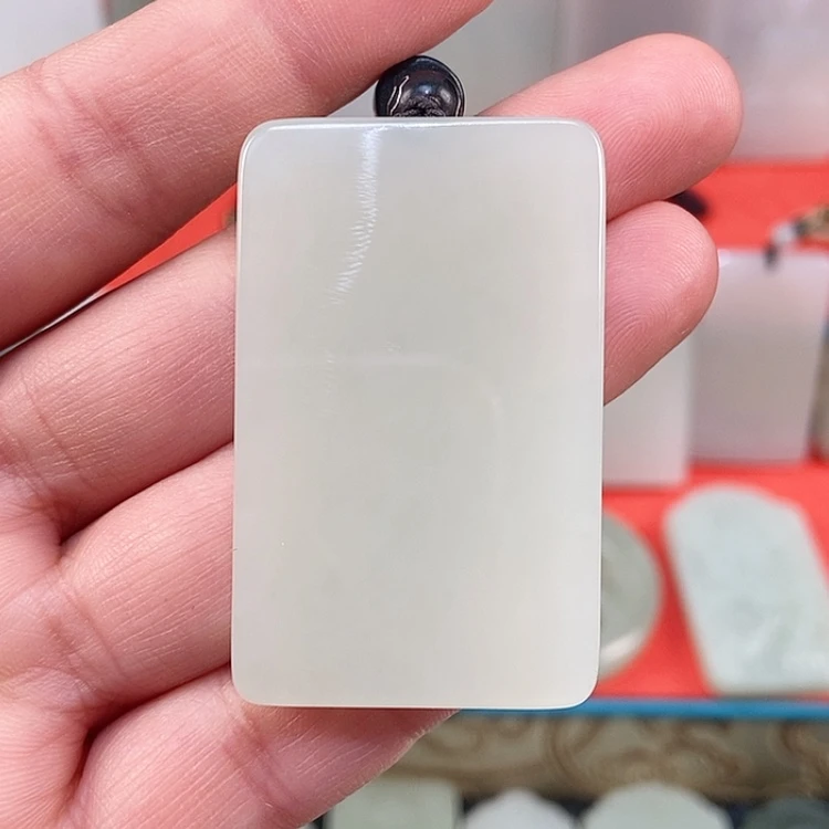 【闪购商品】颈饰未镶嵌和田玉