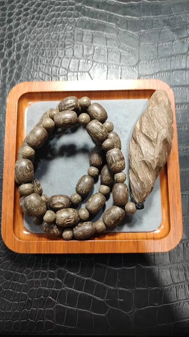 精品时尚神龙木吊坠六1114