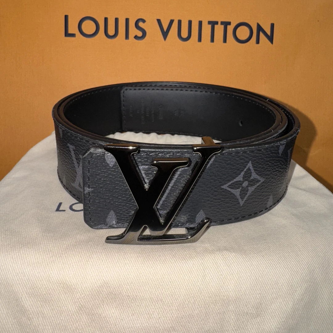 99新 LouisVuitton/路易威登 尺码95cm黑老花腰带M0001皮带