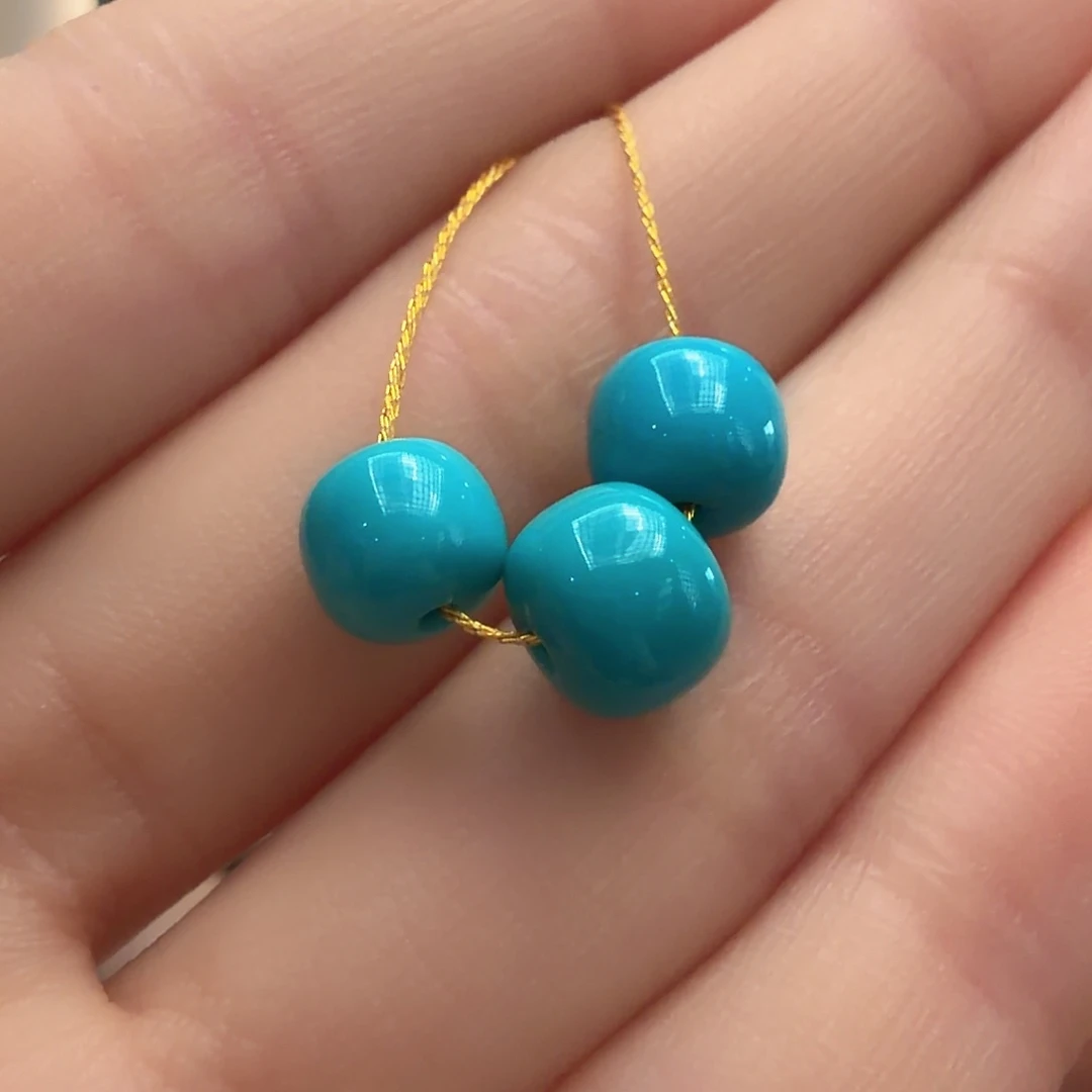 绿松石未镶嵌颈饰