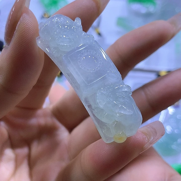 翡翠未镶嵌颈饰天然翡翠A货吊坠