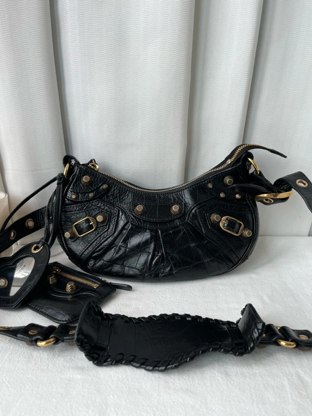 99新 Balenciaga/巴黎世家 黑色mini鳄压纹机车包单肩斜挎包