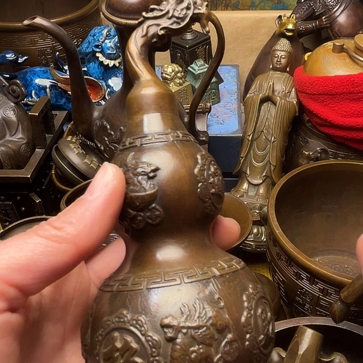 精美铜器批发档口