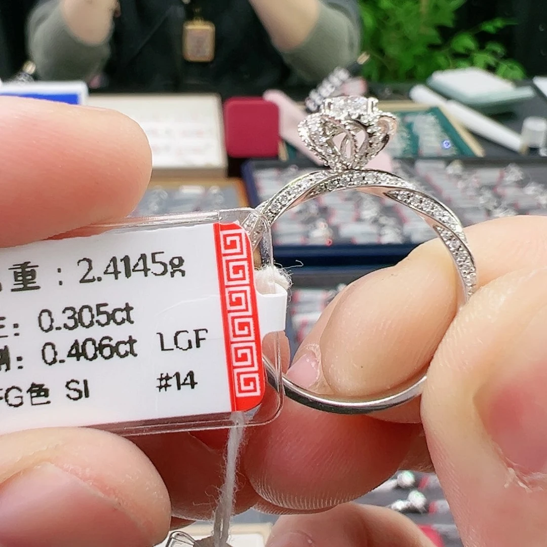 钻石戒指/指环18K金镶嵌