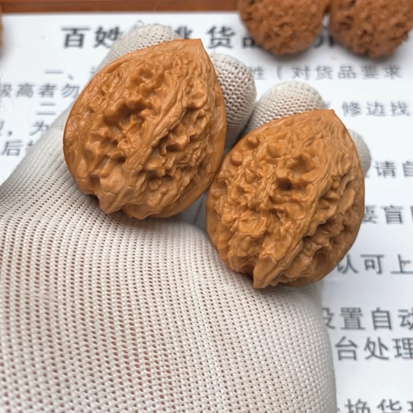 【闪购商品】把件文玩核桃用****950大沽石