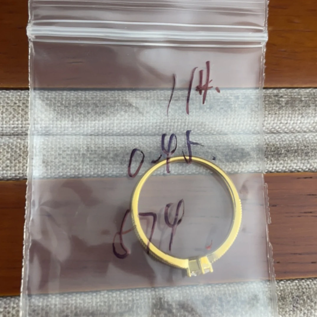 A1克重0.45 11号 白钻6D戒指 足金999