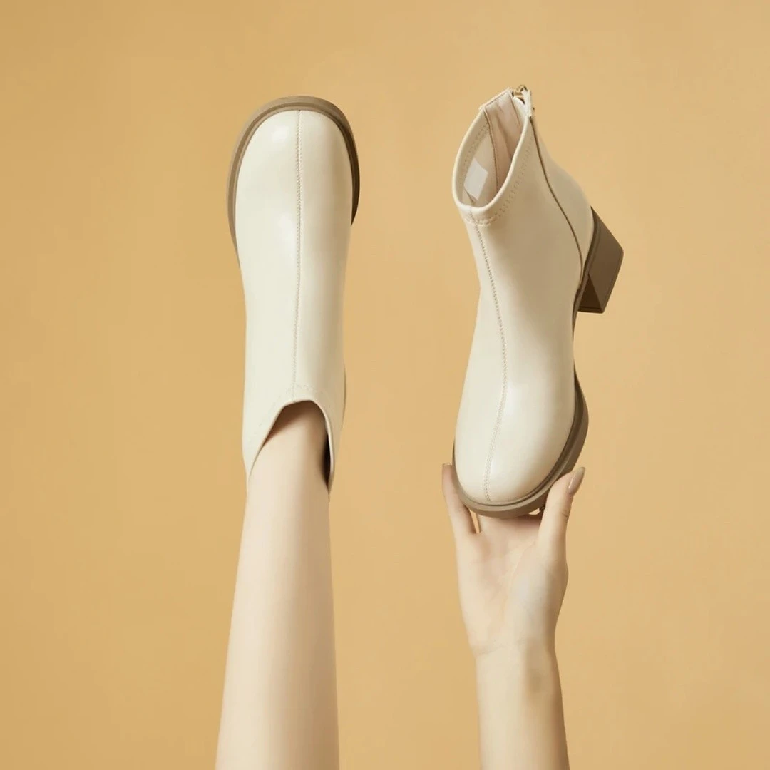 品牌补贴真皮软底软面英伦风百搭白色中跟马丁靴超软短靴子11.15