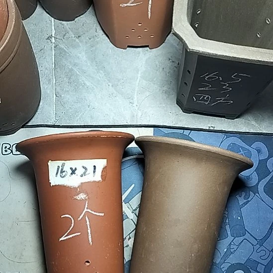 红泥紫泥小兰两个花盆
