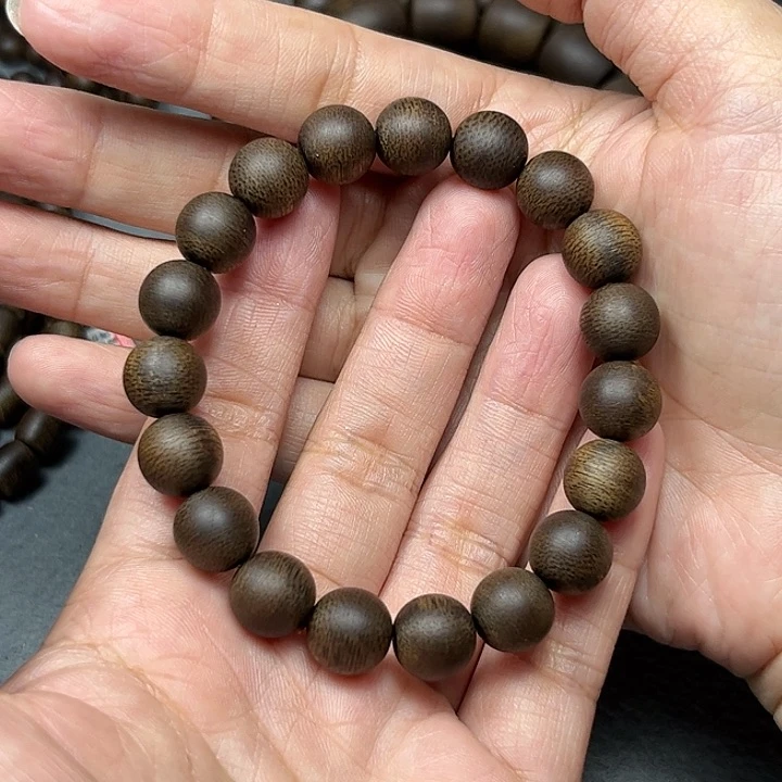 沉香手串山****）白棋玉化1.0