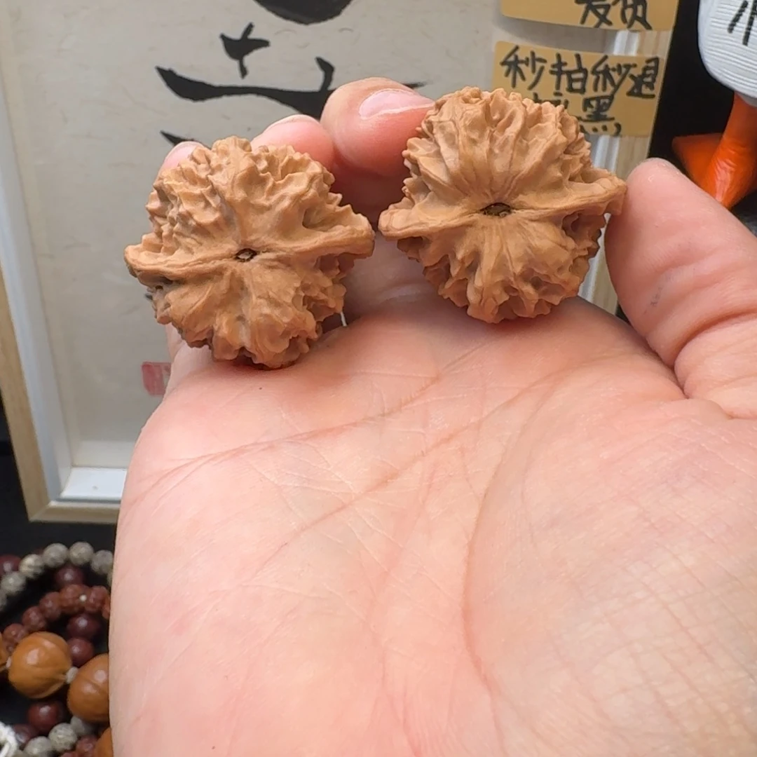 f***j文玩核桃吊坠3701霞云岭