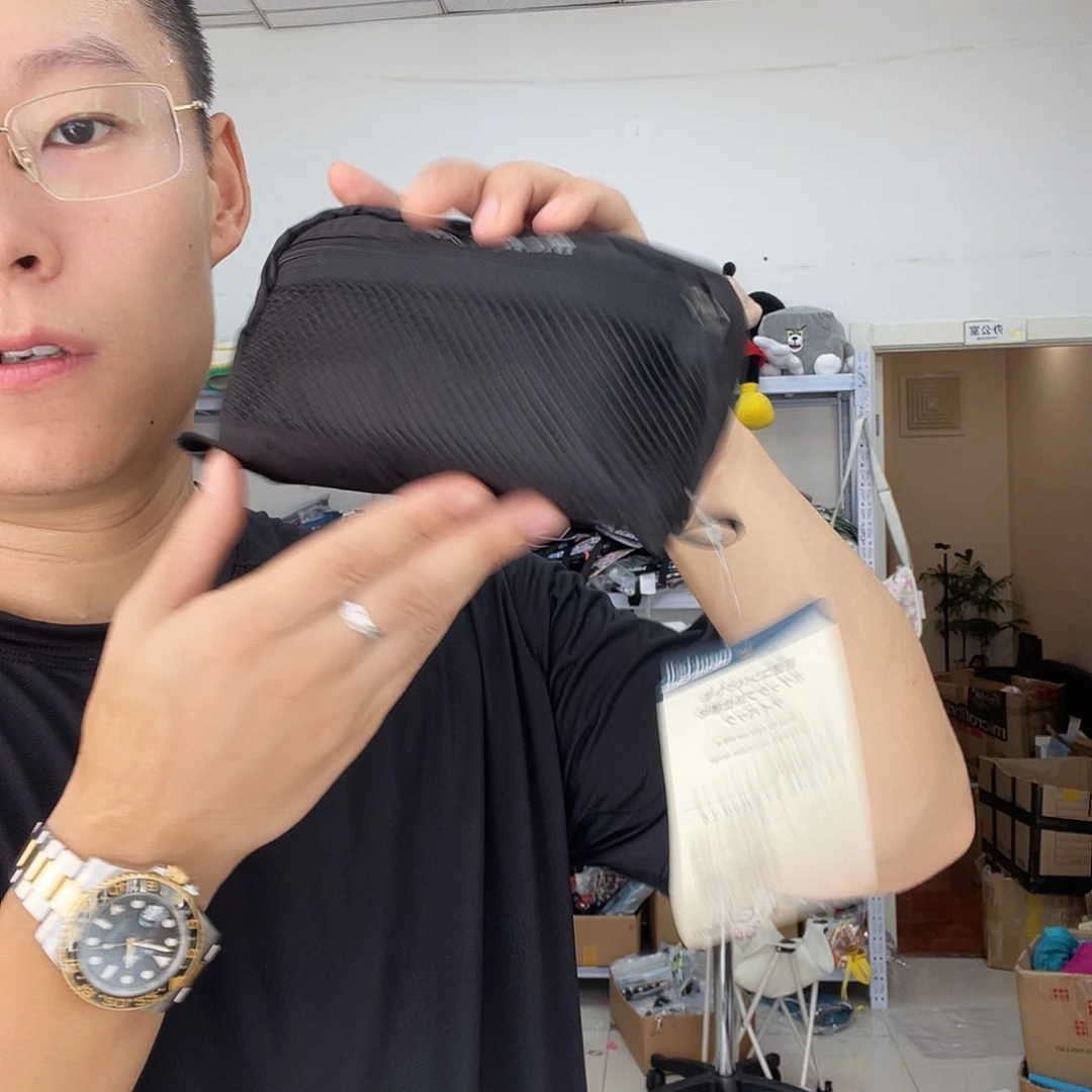 PU化妆包等产品和产品