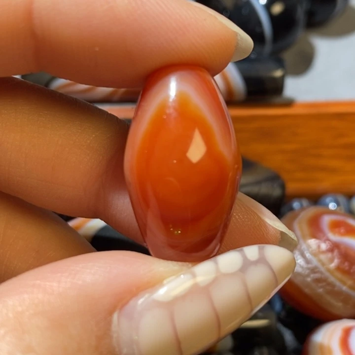 未镶嵌颈饰玛瑙/玉髓