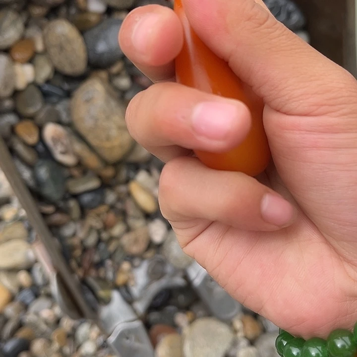 未镶嵌和田玉（糖玉）车挂