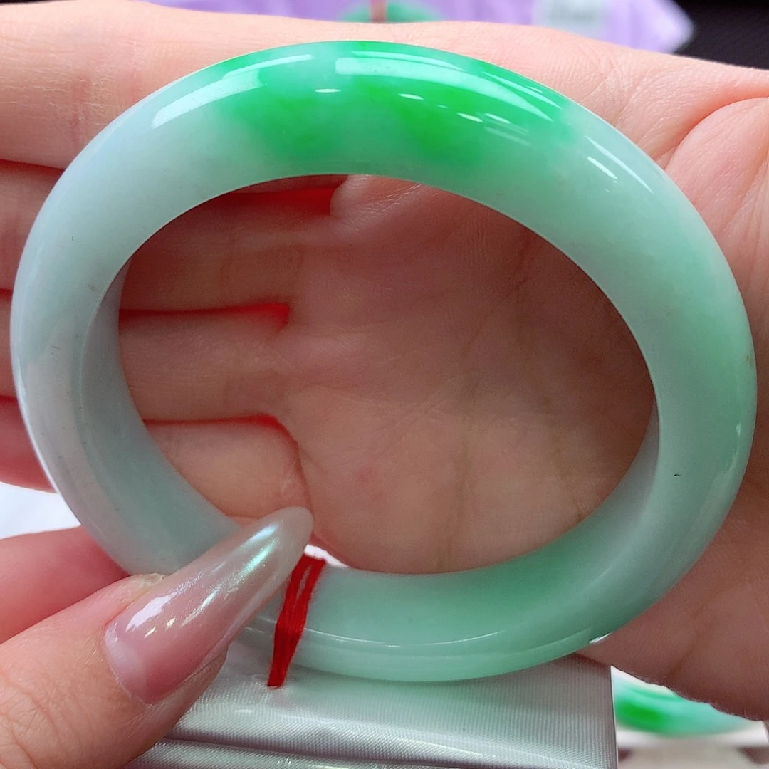 未镶嵌手镯翡翠翡翠