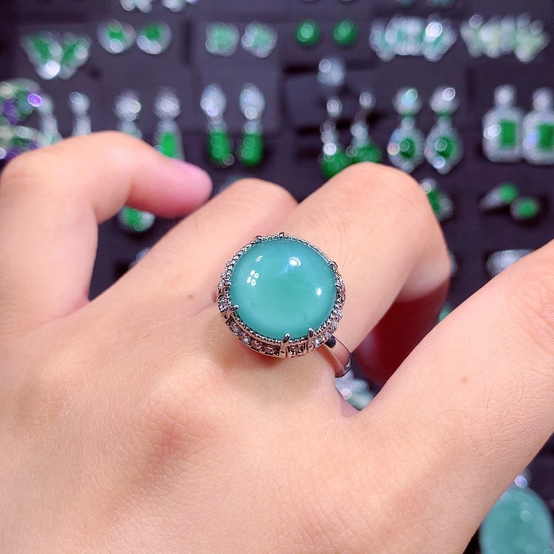 颈饰未镶嵌翡翠天然