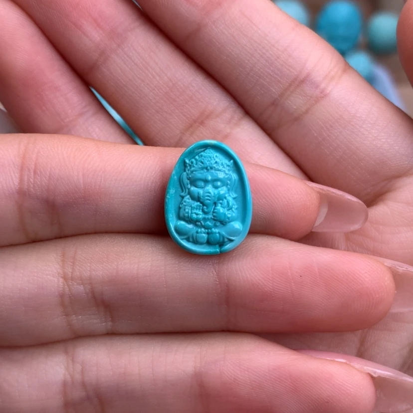 【闪购商品】绿松石雕刻未镶嵌