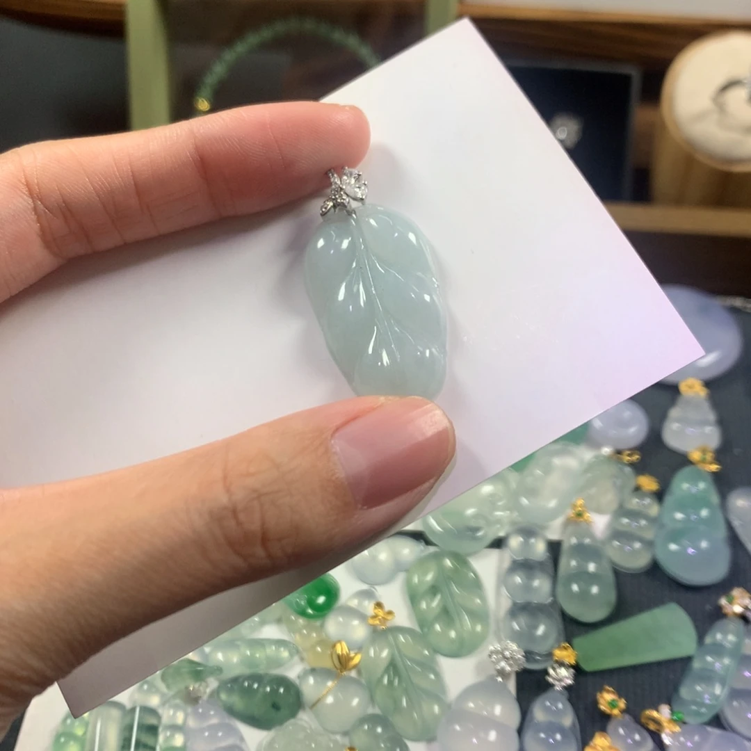 翡翠银S925镶嵌颈饰冰润叶子