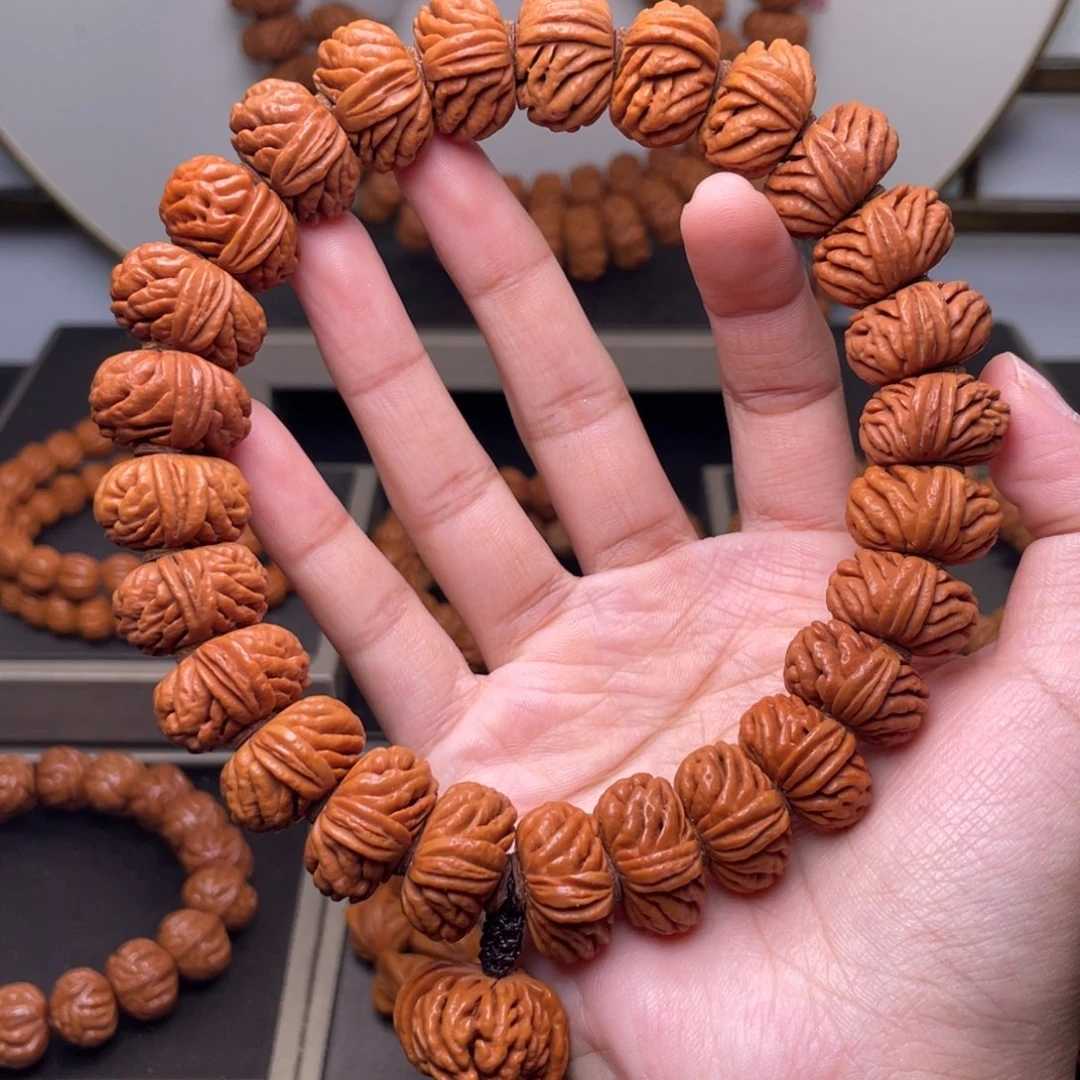 吊坠桃核19尺寸飞碟刺龙