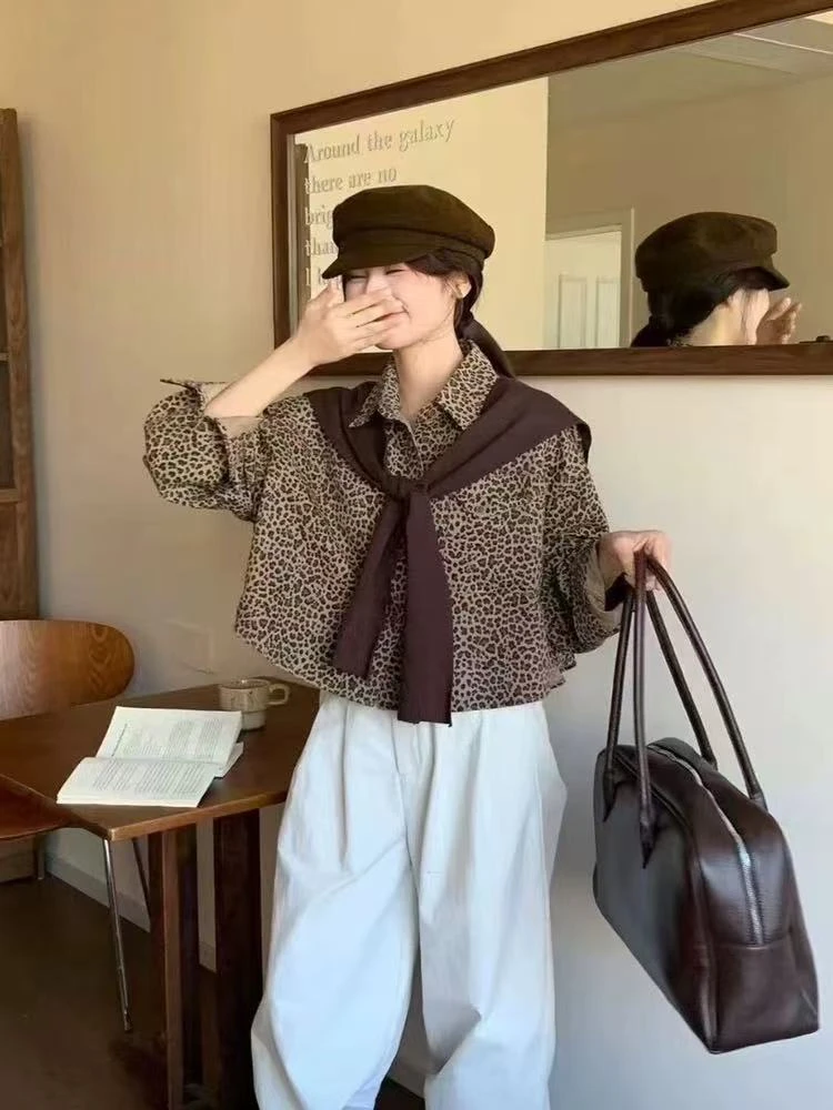 高端欧货2025年秋装新款Polo领豹纹针织围脖两件套长袖衬衫女上衣