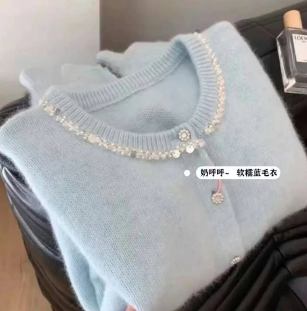 米蓝家名殿！显白～Baby蓝手工订珠毛衣开衫外套045