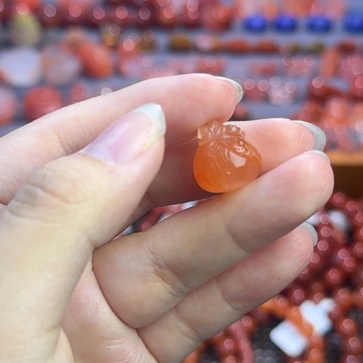南红玛瑙未镶嵌珠宝半成品钱袋