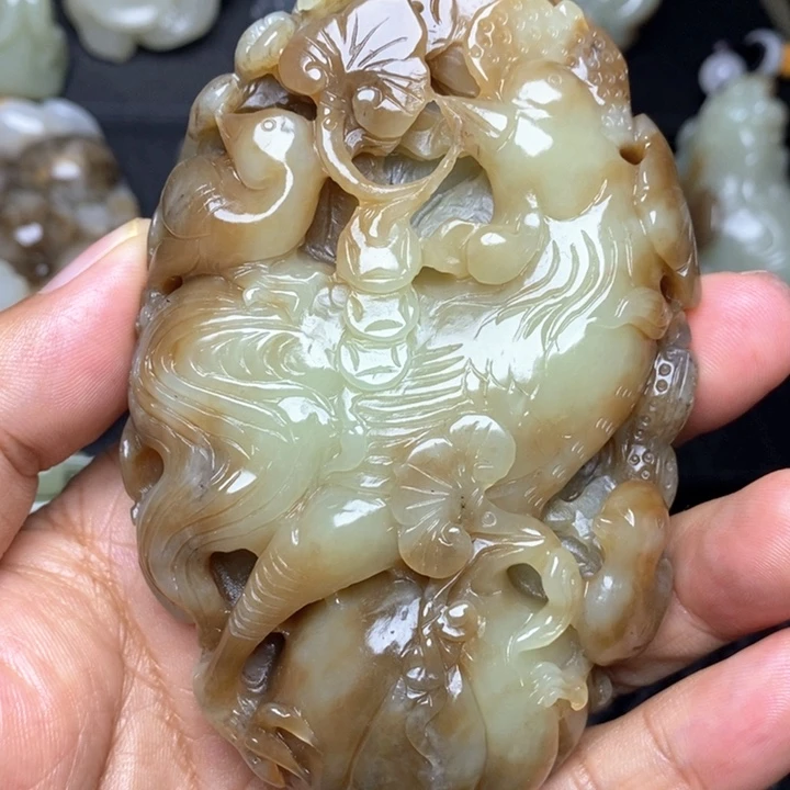 颈饰未镶嵌和田玉