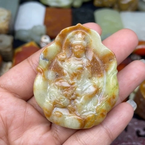 蛇纹石玉未镶嵌颈饰17