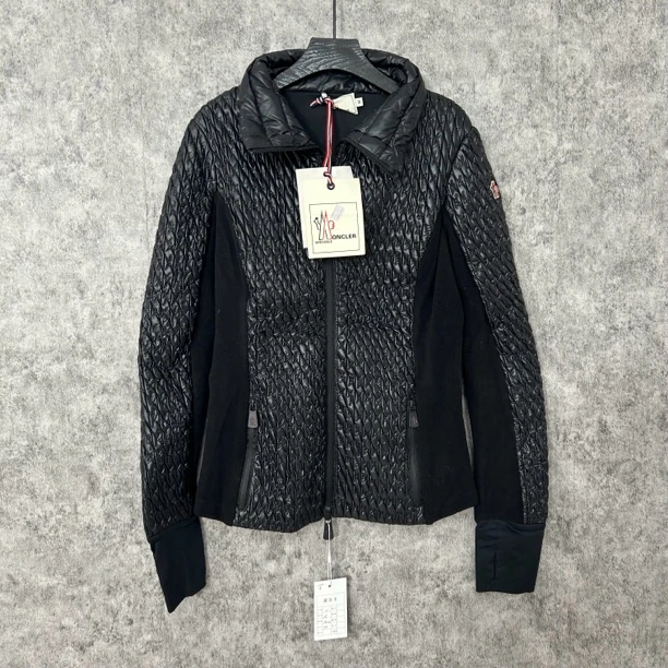 未使用 MONCLER 蒙口黑色外套