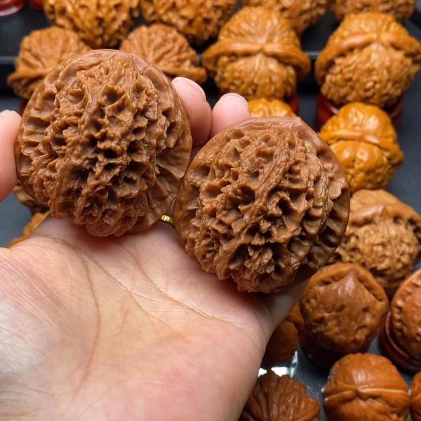 【闪购商品】文玩核桃把件47大花