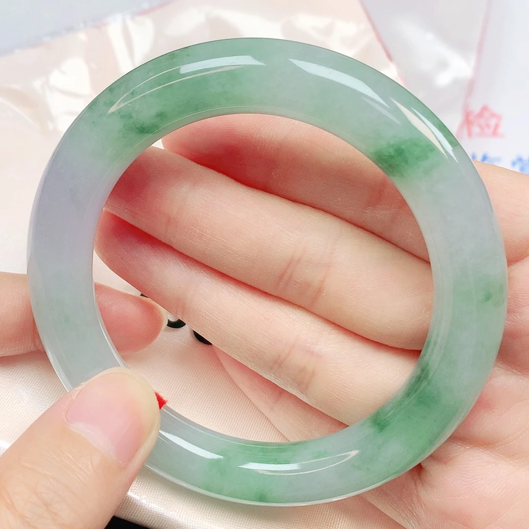 翡翠未镶嵌手镯抖音136