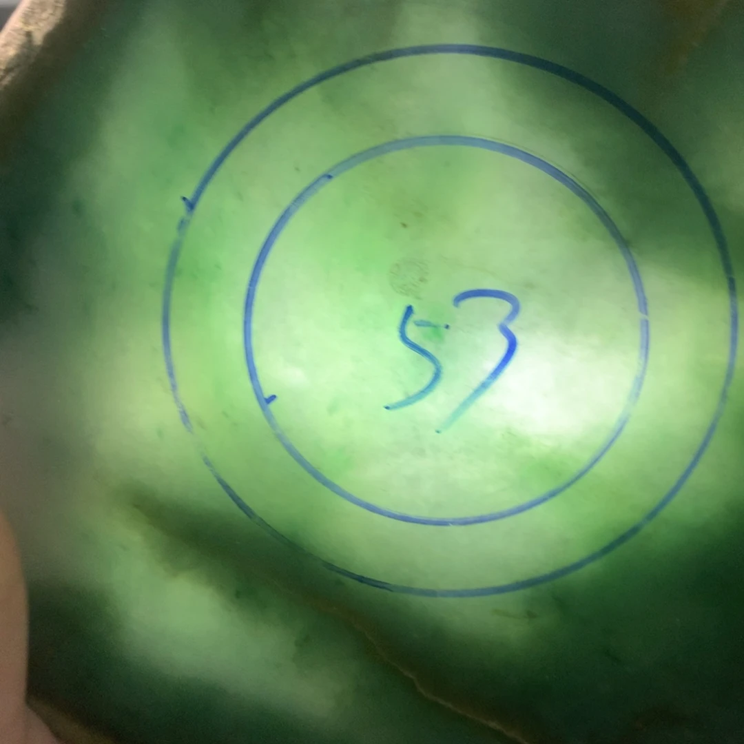 定制翡翠未镶嵌翡翠手镯