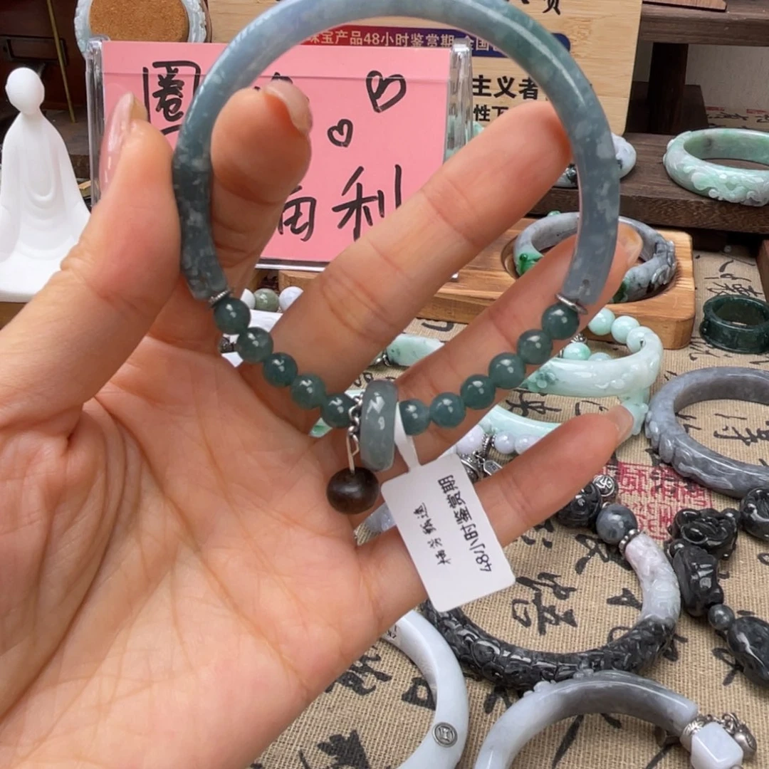 。***°翡翠未镶嵌手链手镯