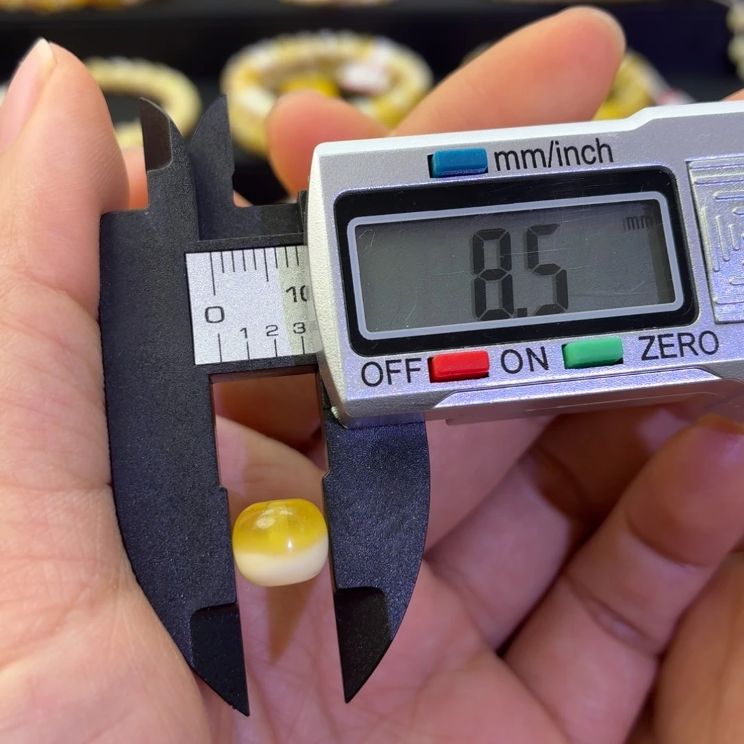 琥珀未镶嵌珠宝奇石瓷白聚宝盆