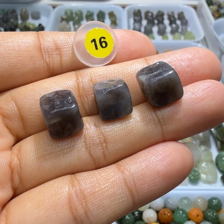 未镶嵌和田玉珠宝半成品