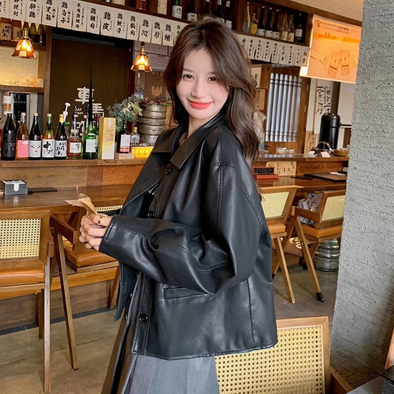 黑色翻领皮衣外套女春秋2025新款今年流行pu皮夹克痞帅短款小个子