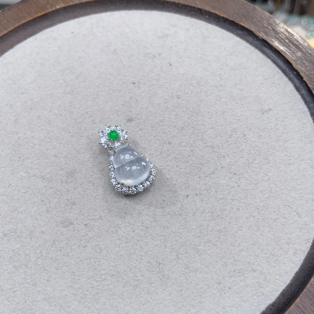 翡翠银S925镶嵌颈饰