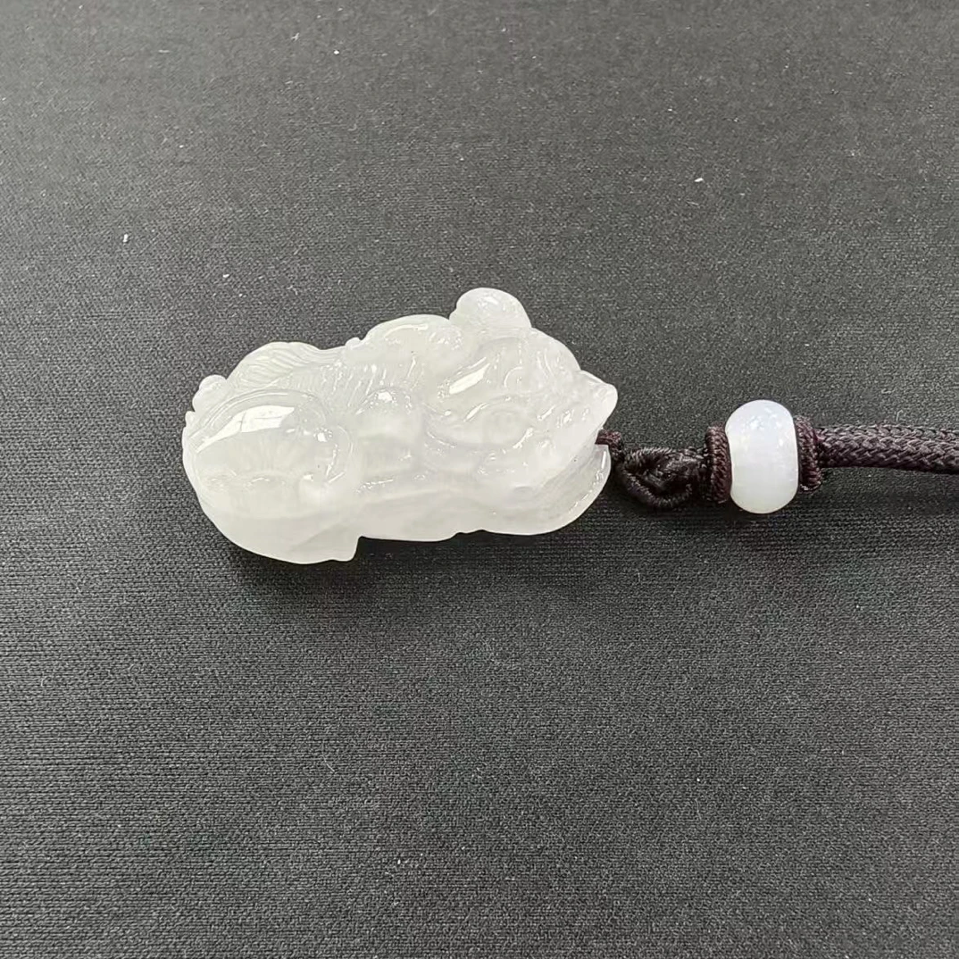 天然翡翠貔貅吊坠
