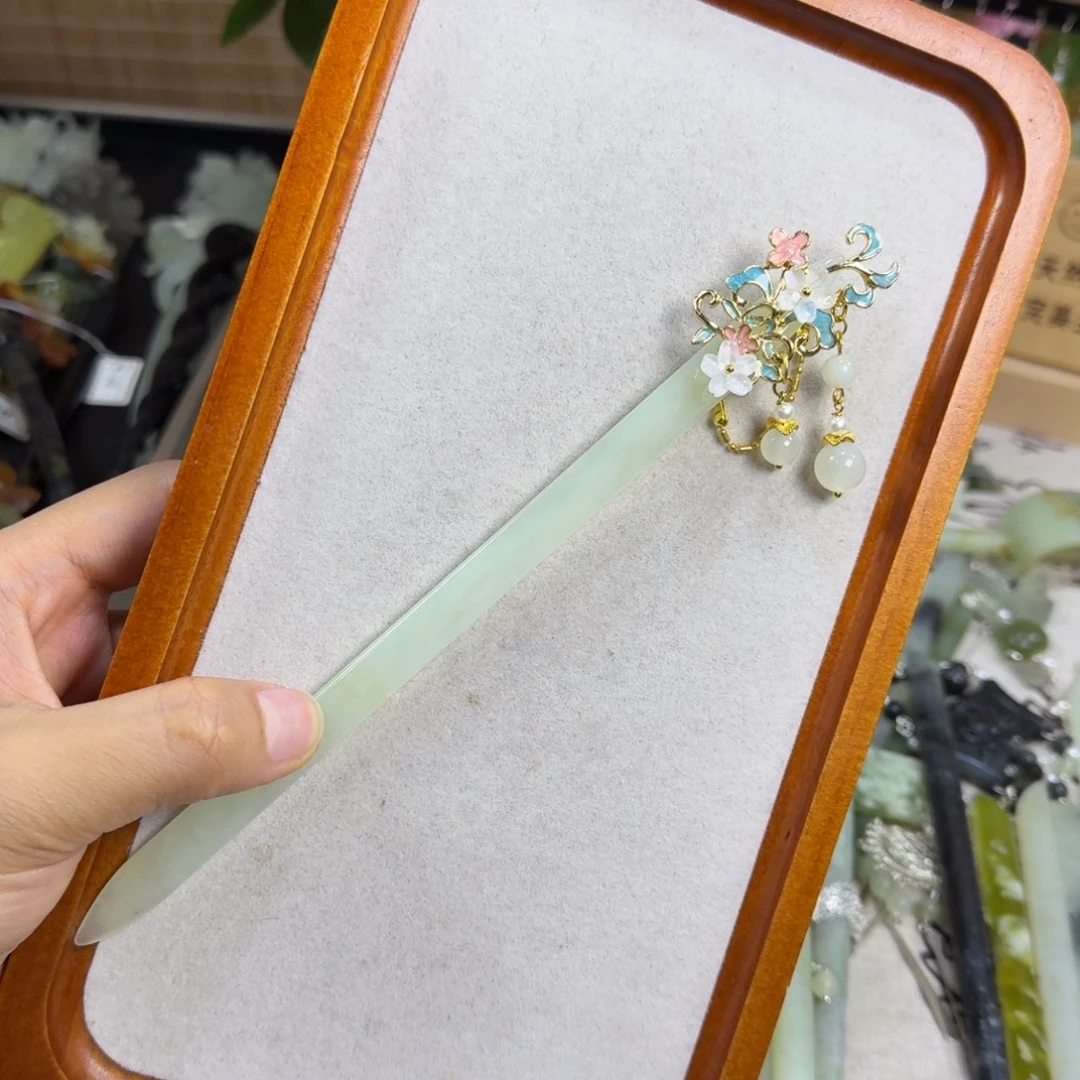 蛇纹石玉未镶嵌发饰