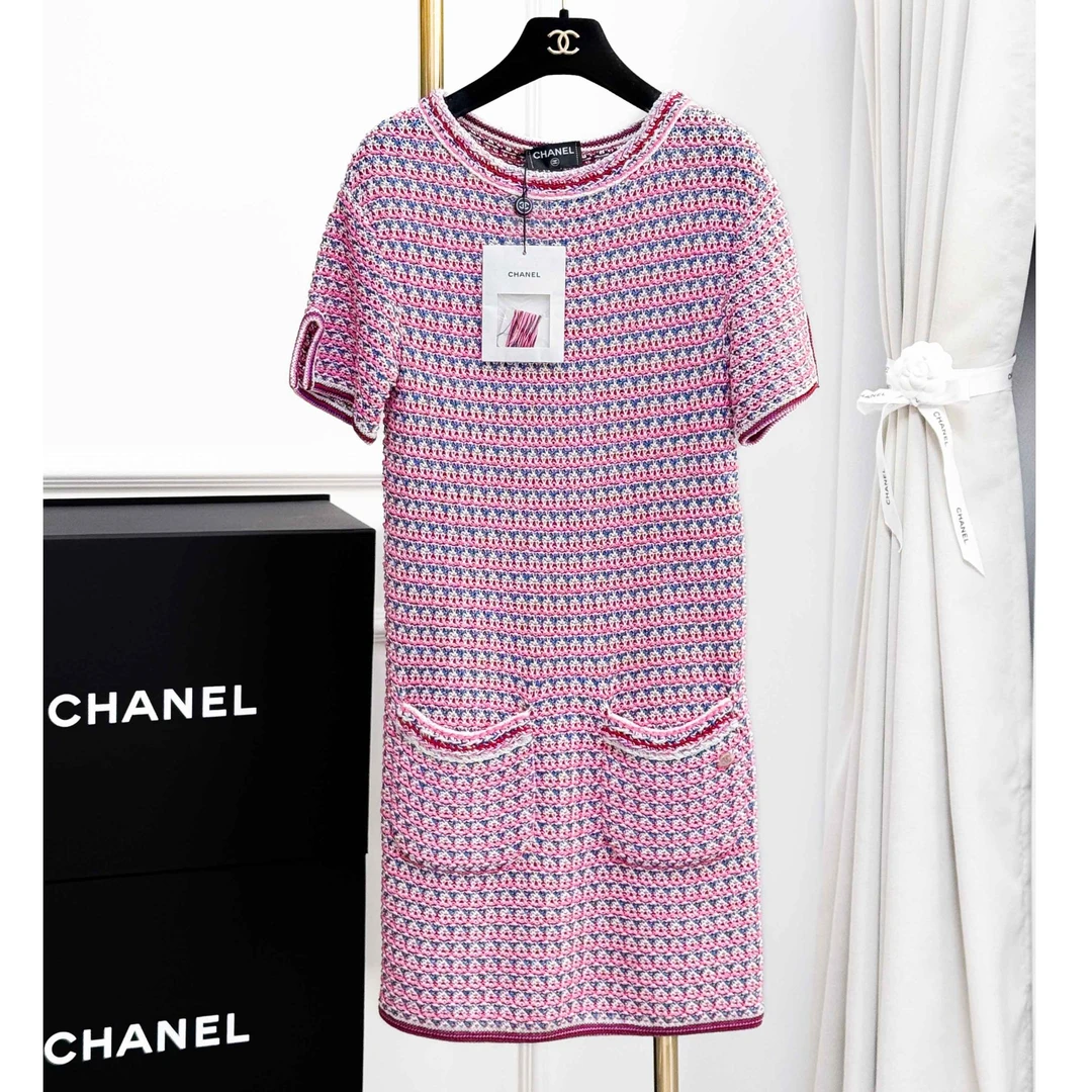 99新 Chanel/香奈儿 34码17S粉色混色编织短袖连衣裙