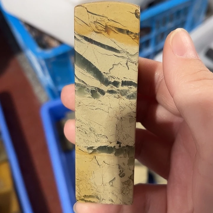 云南石偏远满百包邮
