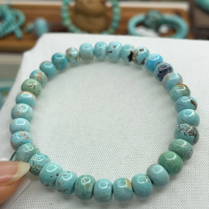 绿松石未镶嵌珠宝