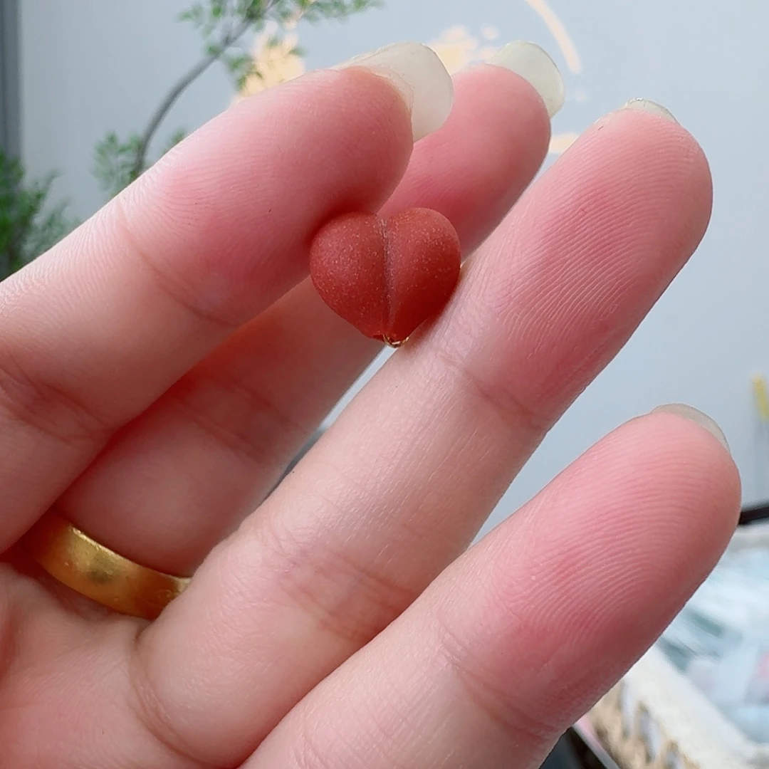 南红玛瑙未镶嵌珠宝奇石