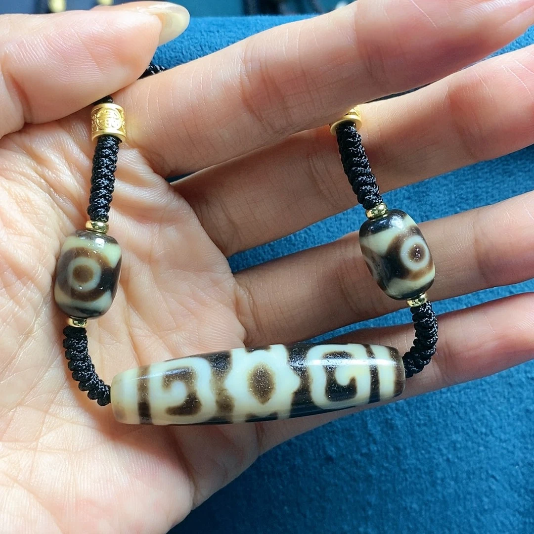 玛瑙/玉髓颈饰未镶嵌航****龙