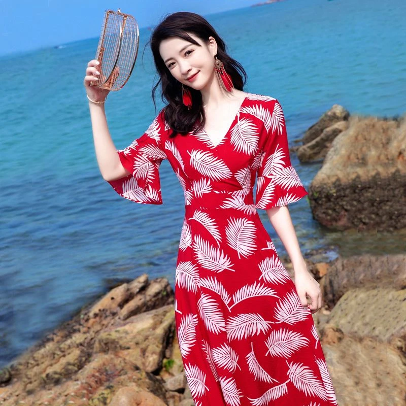 红色波西米亚碎花连衣裙长裙女夏季新款超仙海边度假沙滩裙子