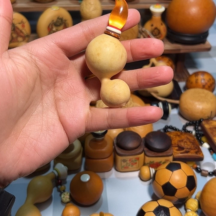 火焰头弯腰蚂蚁葫芦
