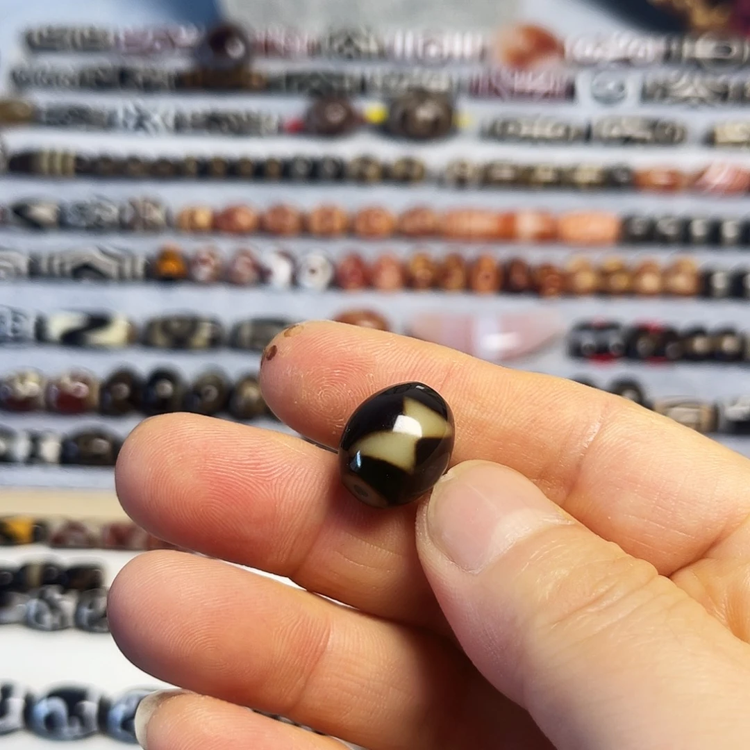 玛瑙/玉髓合金颈饰