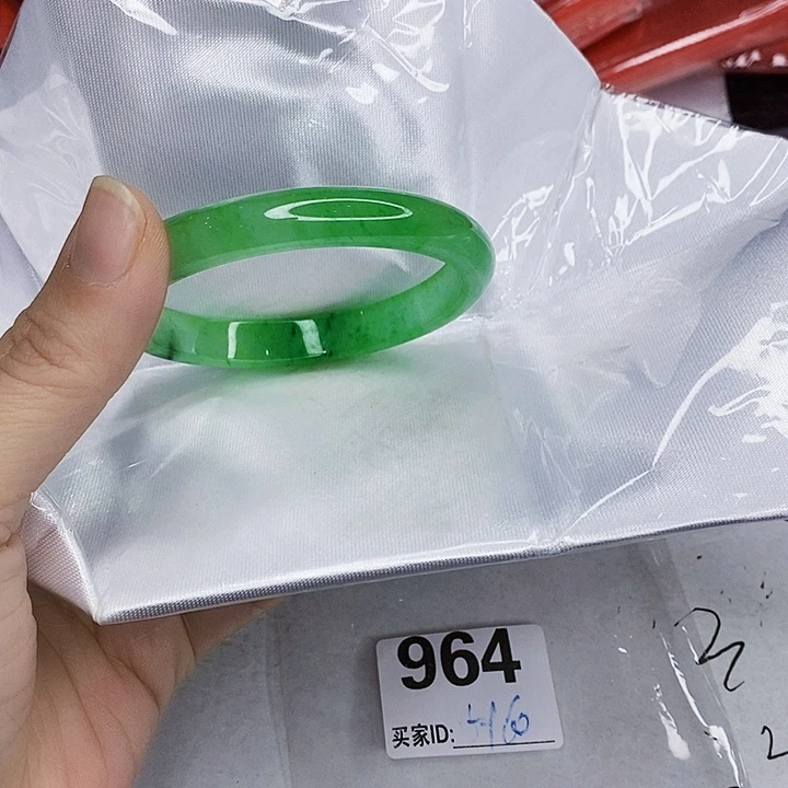 翡翠未镶嵌手镯一图一物实物为准