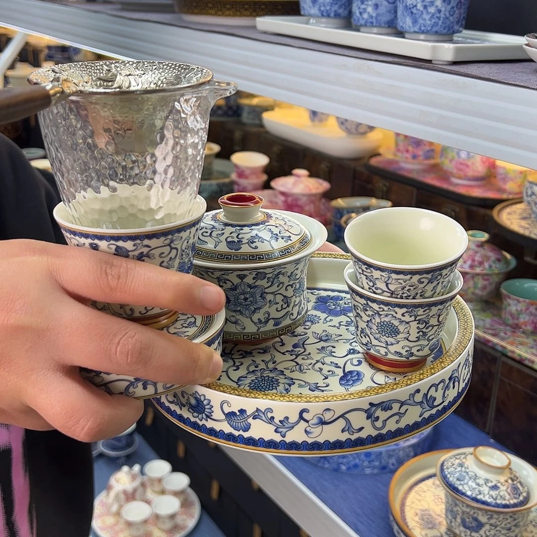 我们的目标是成为一个优秀的人