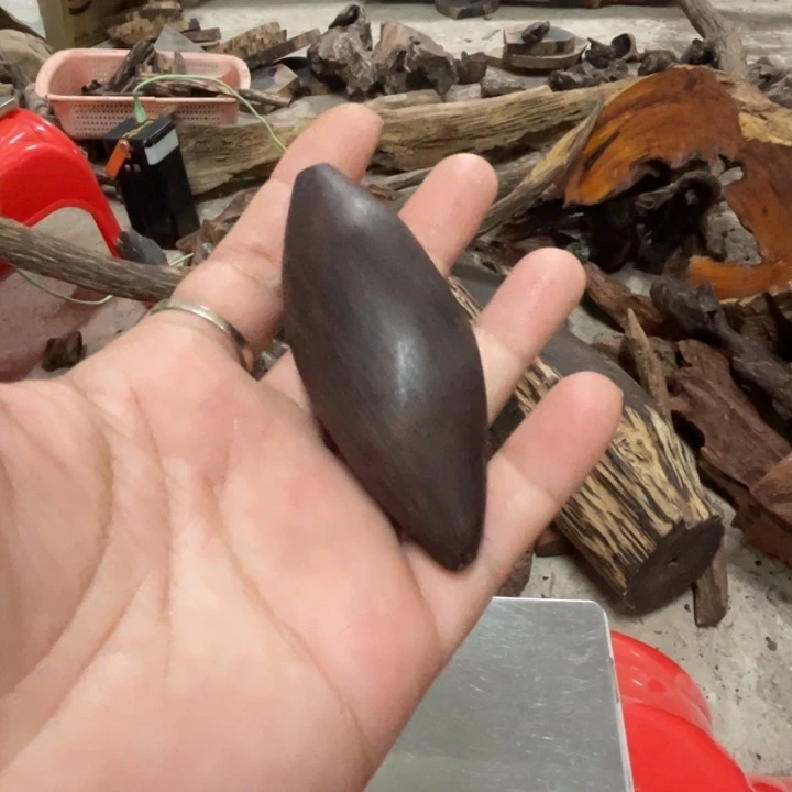 游***子红降满油40克小香胆