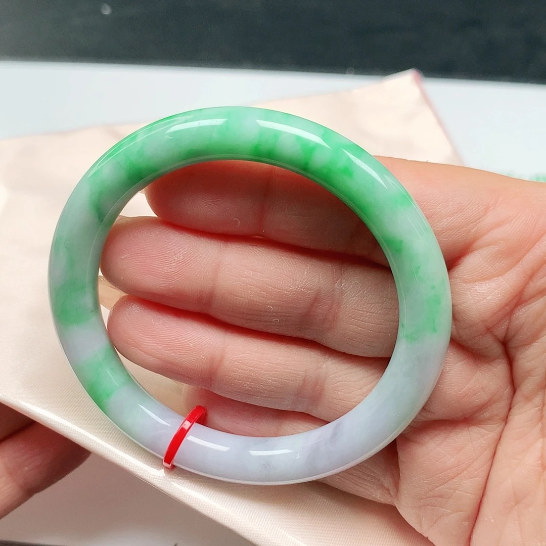 翡翠未镶嵌手镯8004